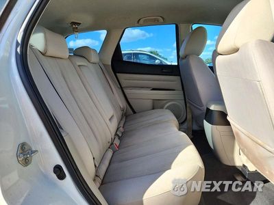 Zdjęcie 11 z 13 samochodu: 2010 MAZDA CX-7 VIN:JM3ER2W50A0322446 - miniatura