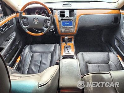 Zdjęcie 8 z 12 samochodu: 2010 CADILLAC DTS PLATINUM VIN:1G6KP5E93AU113818 - miniatura