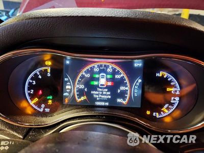Zdjęcie 9 z 13 samochodu: 2014 JEEP GRAND CHEROKEE LIMITED VIN:1C4RJFBM3EC377077 - miniatura