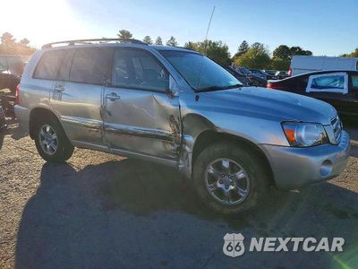 Czwarte zdjęcie samochodu z boku: 2005 TOYOTA HIGHLANDER BASE VIN:JTEEP21A650102717 - miniatura