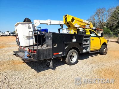 Trzecie zdjęcie samochodu z tyłu: 2011 DODGE RAM CHASSIS CAB BUCKET TRUCK VIN:3D6WU7EL2BG574201 - miniatura