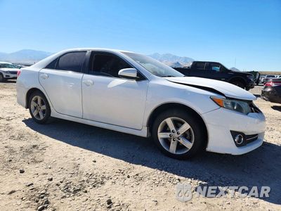 Czwarte zdjęcie samochodu z boku: 2014 TOYOTA CAMRY SE VIN:4T1BF1FK2EU429755 - miniatura