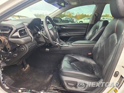 Zdjęcie 7 z 13 samochodu: 2019 TOYOTA CAMRY HYBRID SE VIN:4T1B21HK3KU518156 - miniatura