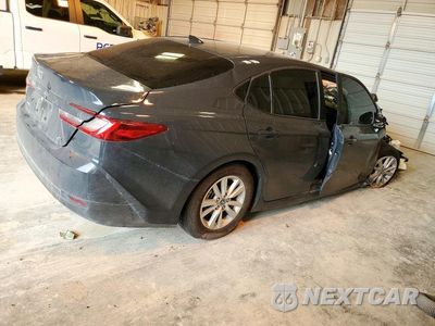 Trzecie zdjęcie samochodu z tyłu: 2026 TOYOTA CAMRY LE VIN:4T1DAACK5TU771368 - miniatura