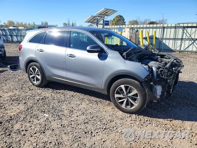 Czwarte zdjęcie samochodu z boku: 2020 KIA SORENTO S VIN:5XYPGDA54LG663940 - miniatura