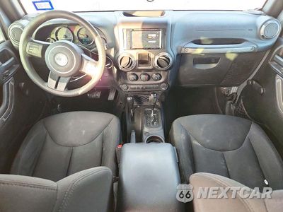 Zdjęcie 8 z 14 samochodu: 2016 JEEP WRANGLER UNLIMITED SPORT VIN:1C4BJWDG8GL125045 - miniatura