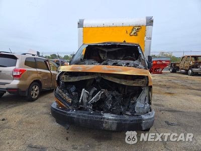 Piąte zdjęcie samochodu w środku: 2023 GMC SAVANA BOX TRUCK VIN:7GZ37TC72PN003243 - miniatura