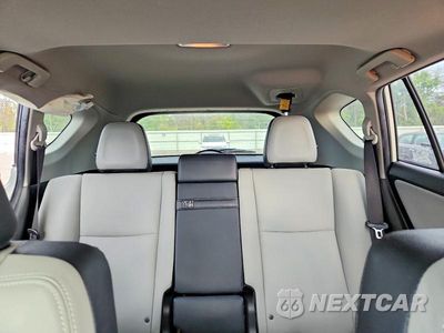 Zdjęcie 10 z 13 samochodu: 2017 TOYOTA RAV4 HV LIMITED VIN:JTMDJREV8HD132631 - miniatura