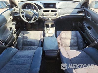 Zdjęcie 8 z 12 samochodu: 2012 HONDA ACCORD LX VIN:1HGCP2F31CA051335 - miniatura