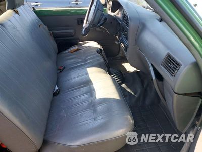 Zdjęcie 10 z 12 samochodu: 1990 TOYOTA PICKUP 1/2 TON SHORT WHEELBASE VIN:JT4RN81A2L5063607 - miniatura