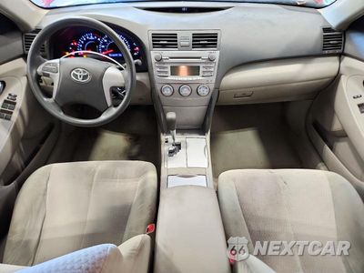 Zdjęcie 8 z 13 samochodu: 2010 TOYOTA CAMRY LE VIN:4T4BF3EK9AR070918 - miniatura