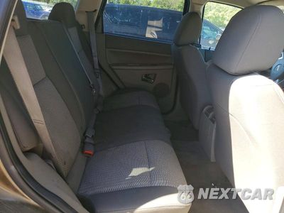 Zdjęcie 11 z 13 samochodu: 2009 JEEP GRAND CHEROKEE LAREDO VIN:1J8GR48K39C541064 - miniatura