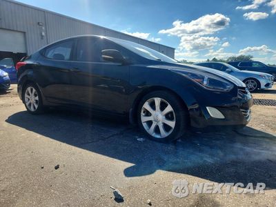 Czwarte zdjęcie samochodu z boku: 2012 HYUNDAI ELANTRA LIMITED VIN:5NPDH4AE9CH151535 - miniatura