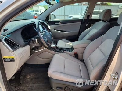 Zdjęcie 7 z 13 samochodu: 2018 HYUNDAI TUCSON VALUE VIN:KM8J33A2XJU816880 - miniatura