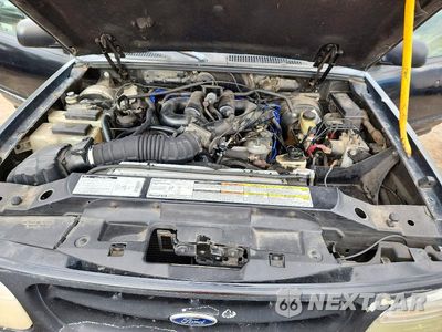 Zdjęcie 12 z 13 samochodu: 1999 FORD EXPLORER VIN:1FMYU24EXXUA14043 - miniatura