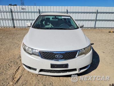 Piąte zdjęcie samochodu w środku: 2012 KIA FORTE EX VIN:KNAFU4A20C5611611 - miniatura