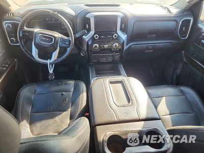 Zdjęcie 8 z 12 samochodu: 2021 GMC SIERRA C1500 SLT VIN:3GTP8DED4MG323866 - miniatura