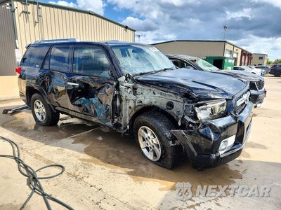 Czwarte zdjęcie samochodu z boku: 2011 TOYOTA 4RUNNER SR5 VIN:JTEZU5JR0B5027870 - miniatura