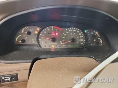 Zdjęcie 9 z 13 samochodu: 2004 TOYOTA SEQUOIA LIMITED VIN:5TDBT48A14S229312 - miniatura