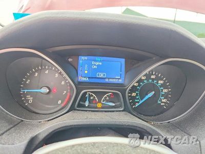 Zdjęcie 9 z 12 samochodu: 2014 FORD FOCUS SE VIN:1FADP3K26EL318729 - miniatura