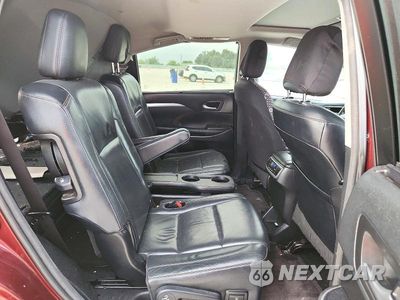 Zdjęcie 11 z 13 samochodu: 2016 TOYOTA HIGHLANDER XLE VIN:5TDKKRFH3GS136800 - miniatura
