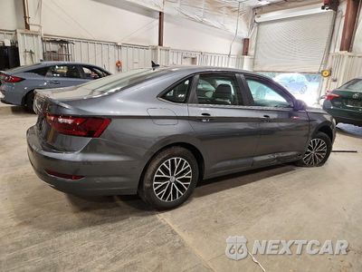 Trzecie zdjęcie samochodu z tyłu: 2021 VOLKSWAGEN JETTA S VIN:3VWC57BU6MM008711 - miniatura