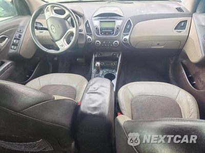 Zdjęcie 8 z 12 samochodu: 2013 HYUNDAI TUCSON GLS VIN:KM8JU3AC5DU575238 - miniatura