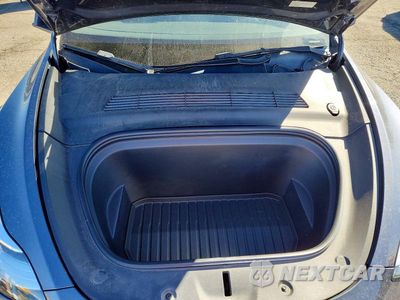 Zdjęcie 11 z 12 samochodu: 2023 TESLA MODEL Y VIN:7SAYGDEE4PA025439 - miniatura