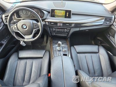 Zdjęcie 8 z 13 samochodu: 2015 BMW X5 XDRIVE35I VIN:5UXKR0C56F0P12574 - miniatura