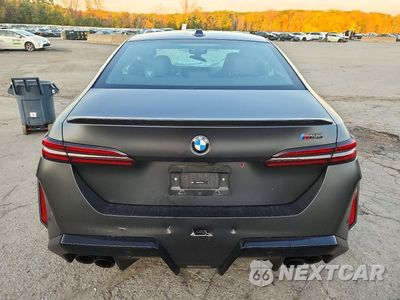 Zdjęcie 6 z 12 samochodu: 2025 BMW M5 VIN:WBS83FK08SCU36616 - miniatura