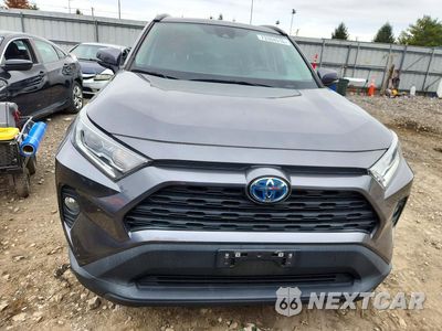 Piąte zdjęcie samochodu w środku: 2021 TOYOTA RAV4 XLE VIN:4T3RWRFV2MU037713 - miniatura