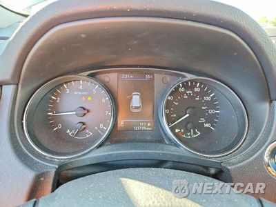 Zdjęcie 9 z 12 samochodu: 2018 NISSAN ROGUE SL VIN:5N1AT2MV5JC768985 - miniatura