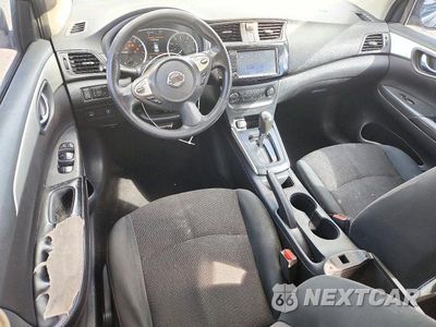 Zdjęcie 8 z 12 samochodu: 2019 NISSAN SENTRA S VIN:3N1AB7AP2KY329734 - miniatura