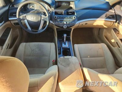 Zdjęcie 8 z 12 samochodu: 2011 HONDA ACCORD LX VIN:1HGCP2F30BA151456 - miniatura