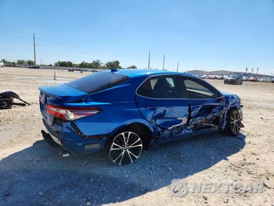 Trzecie zdjęcie samochodu z tyłu: 2019 TOYOTA CAMRY SE VIN:4T1B11HK3KU166618 - miniatura