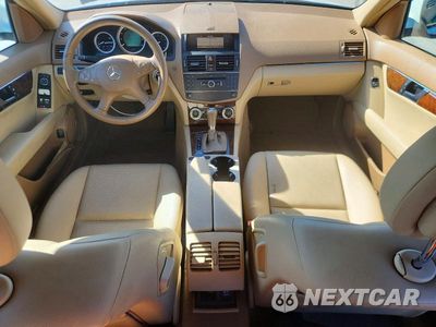 Zdjęcie 8 z 12 samochodu: 2008 MERCEDES-BENZ C 300 VIN:WDDGF54X08F034858 - miniatura