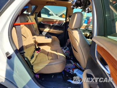 Zdjęcie 11 z 13 samochodu: 2018 CADILLAC XT5 PLATINUM VIN:1GYKNGRS4JZ190559 - miniatura