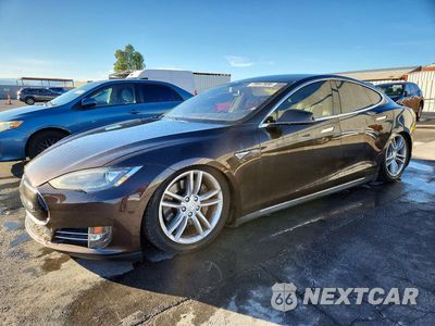 2013 TESLA MODEL S 5YJSA1CG2DFP17849 - główne zdjęcie licytacji z USA - miniatura