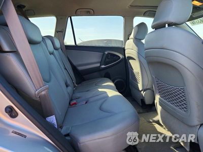 Zdjęcie 10 z 12 samochodu: 2007 TOYOTA RAV4 LIMITED VIN:JTMBK31V275038034 - miniatura
