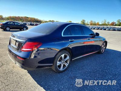 Trzecie zdjęcie samochodu z tyłu: 2019 MERCEDES-BENZ E 300 4MATIC VIN:WDDZF4KB5KA588251 - miniatura