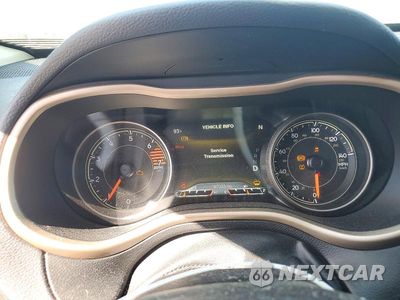 Zdjęcie 9 z 14 samochodu: 2016 JEEP CHEROKEE LIMITED VIN:1C4PJLDB2GW184132 - miniatura