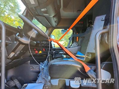 Zdjęcie 7 z 13 samochodu: 2023 FREIGHTLINER CASCADIA 126 VIN:3AKJHHDR4PSLK3607 - miniatura