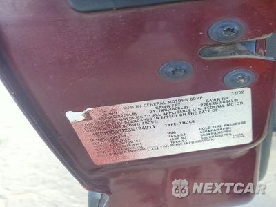 Zdjęcie 12 z 12 samochodu: 2003 CHEVROLET SILVERADO K2500 HEAVY DUTY VIN:1GCHK29U23E194911 - miniatura
