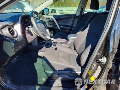 Zdjęcie 7 z 13 samochodu: 2018 TOYOTA RAV4 XLE VIN:2T3WFREV7JW438707 - miniatura