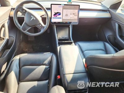 Zdjęcie 8 z 12 samochodu: 2018 TESLA MODEL 3 VIN:5YJ3E1EB6JF068160 - miniatura