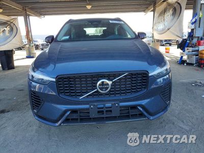 Piąte zdjęcie samochodu w środku: 2024 VOLVO XC60 PLUS VIN:YV4H60DL3R1835195 - miniatura