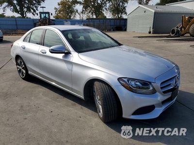 Czwarte zdjęcie samochodu z boku: 2016 MERCEDES-BENZ C 300 VIN:55SWF4JB7GU172746 - miniatura