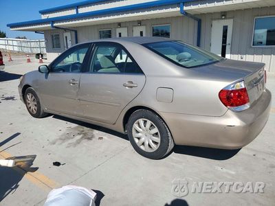 Drugie zdjęcie samochodu z przodu: 2005 TOYOTA CAMRY STANDARD VIN:4T1BE32K35U419563 - miniatura
