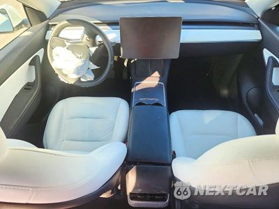 Zdjęcie 8 z 12 samochodu: 2022 TESLA MODEL Y VIN:7SAYGAEEXNF514538 - miniatura