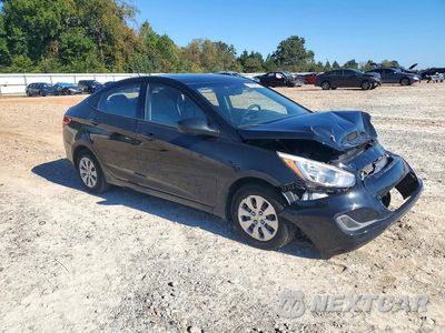 Czwarte zdjęcie samochodu z boku: 2017 HYUNDAI ACCENT SE VIN:KMHCT4AE3HU267610 - miniatura
